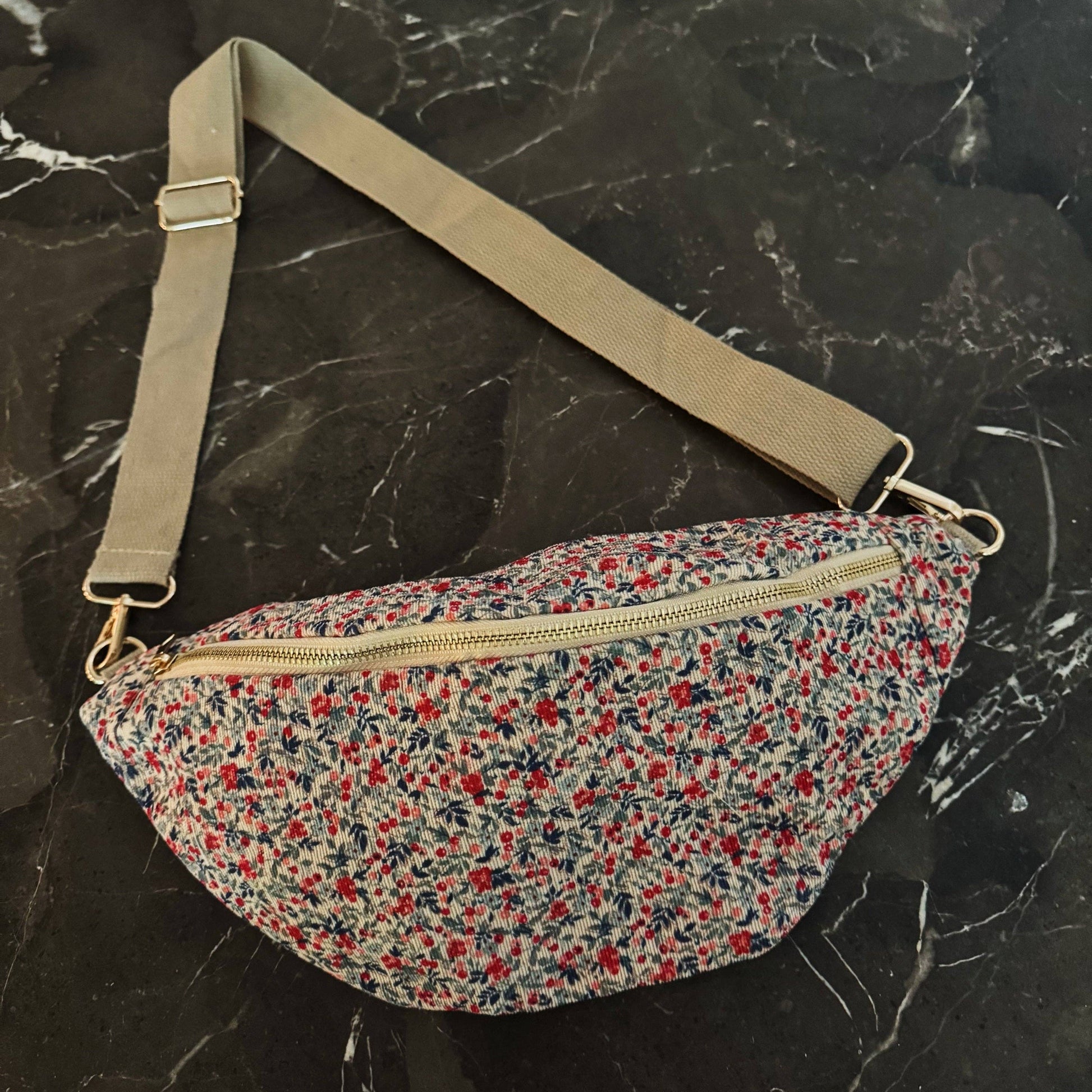 Vintage floral sling